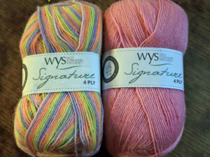 WYS Signature 4 ply Sherbet Fizz and Candyfloss yarn. West Yorkshire Spinners Signature 4 ply yarn that is also great for sock knitting as it contains Nylon and polyester to make it hard wearing. These two shades are Sherbet Fizz shade 845 and Candyfloss shade 547 which complement each other quite well.