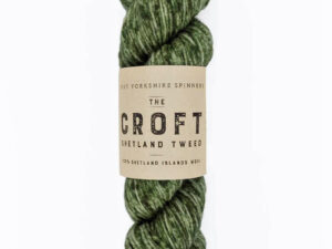 DK weight knitting or crochet yarn from the West Yorkshire Spinners Croft DK range, Composition Solids: 100% Shetland Islands Wool. West Yorkshire Spinners, reared, sheared and spun in Britian. Makeup - DK Yarn in a 100g Skien or hank 225m (246yd) Yarn Meterage 225m (246yd) Needle Size 4mm (UK8/US6) Stitch Tension 22 Stitches Row Tension 24 Rows This is the “100% Shetland Islands Wool” shade, no 809, in shade of green flecks. Dye lot 7843 A250 Collect from The Wool Boat moored near Burscough in West Lancashire or this yarn can be posted out to a UK address with postage and packing added if applicable. Thank you for having a look, Carole, and Capt Col on The Wool Boat.